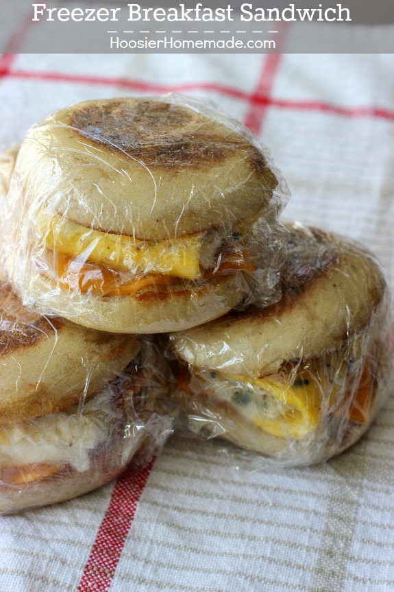 Get out the door fast with these Freezer Breakfast Sandwiches! Just re-heat and go! Pin to your Recipe Board!