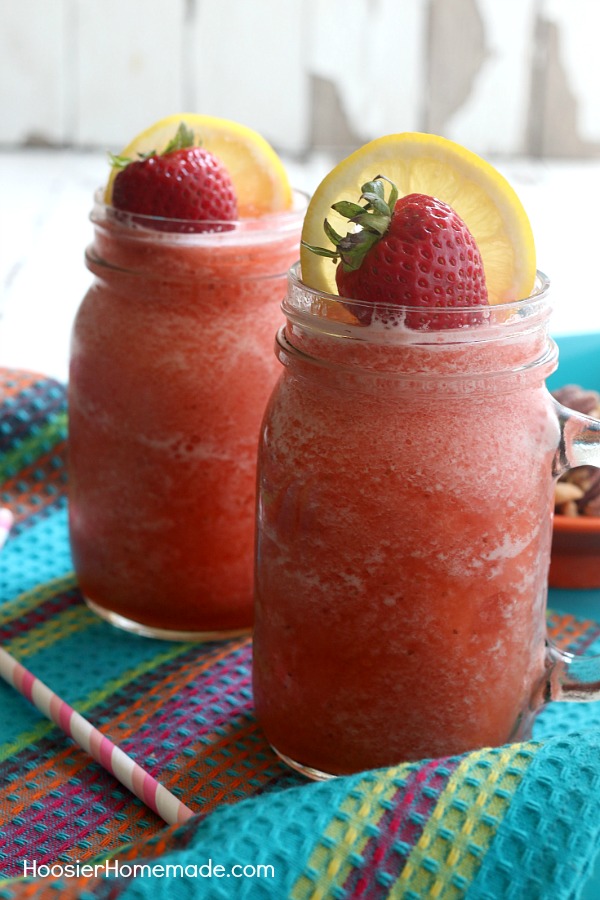 FROZEN STRAWBERRY LEMONADE -- Cool - Refreshing - and SUPER easy to make! AND it has LOW sugar! Perfect for sipping on the deck, porch or at the beach! 