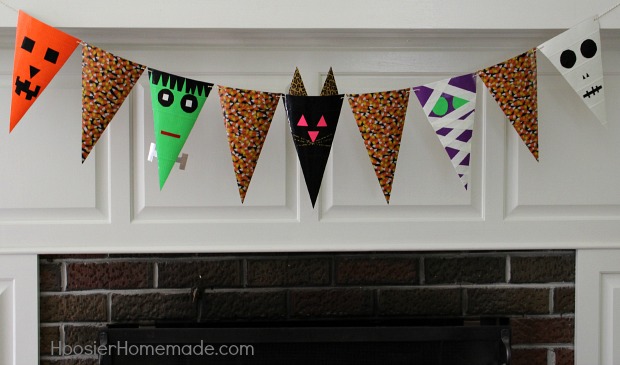 Simple Halloween Craft | Banner made with craft paper and Duck Tape | Instructions on HoosierHomemade.com