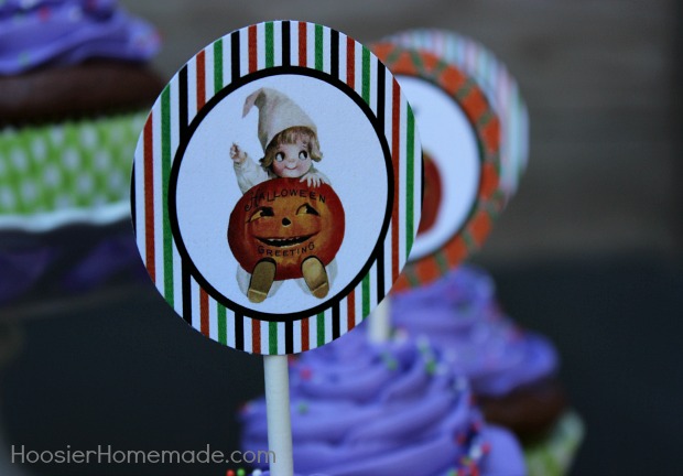 Free Printable Halloween Cupcake Toppers :: Available on HoosierHomemade.com