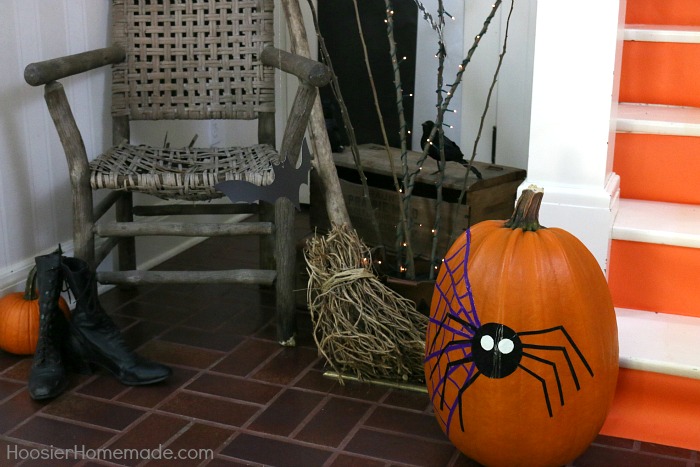 Decorate Halloween Pumpkin using Duck Tape
