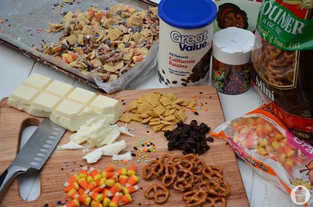 Candy Corn Crunch Halloween Mix :: HoosierHomemade.com
