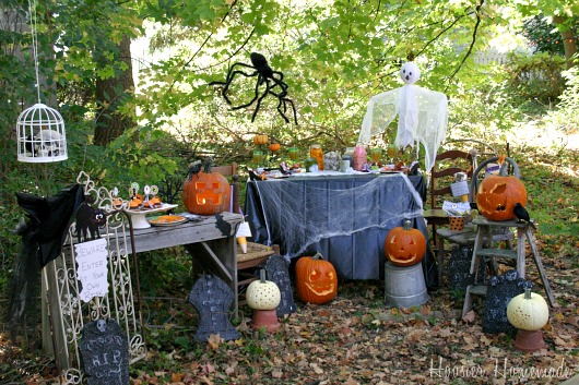 Backyard halloween deals party ideas