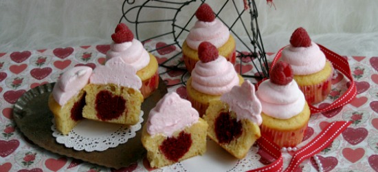 Valentine’s Day Cupcakes: Bake a heart in your cupcakes
