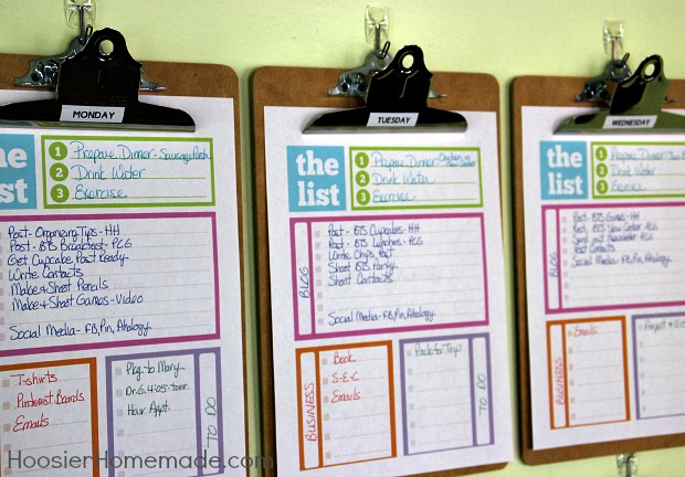 Home Organizing Tips: Daily System | Tackle your busy life with this daily schedule | Details on HoosierHomemade.com