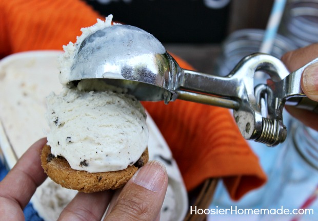 How to Host an Ice Cream Party :: on HoosierHomemade.com