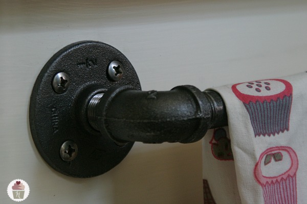 Diy pipe towel discount rack