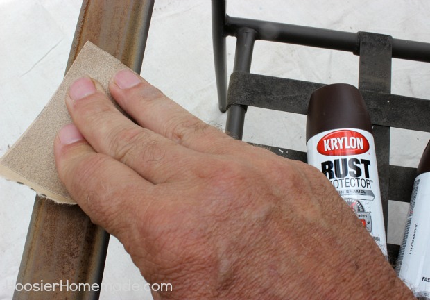 How to Paint Chairs: Quick Fix for Rust :: Tutorial on HoosierHomemade.com