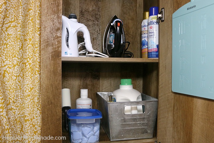 LAUNDRY ROOM ORGANIZING IDEAS -- Keeping your space organized is half the battle when the laundry is piling up! These simple, easy ideas will help! 
