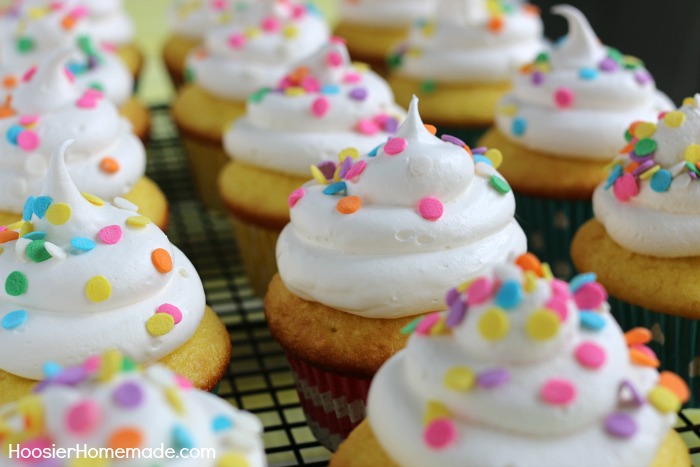 Lemon Cupcakes with Marshmallow Frosting