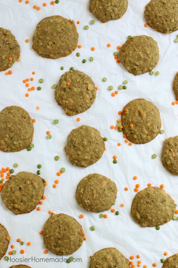 LENTIL COOKIES -- You will never believe that these cookies have healthy lentils in them! These healthy cookies have oats, peanut butter chips, whole wheat flour and are filled with GOODNESS! 