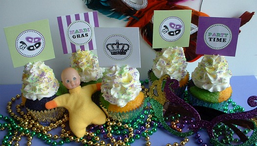 Mardi Gras Cupcakes.featured