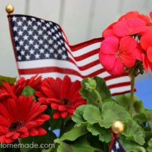 Simple Patriotic Table Centerpiece | Perfect for Memorial Day or Fourth of July | Instructions on HoosierHomemade.com