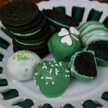 Mint-Oreo-Truffles.close