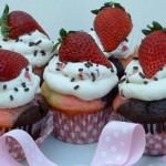 Neapolitan Cupcakes.featured