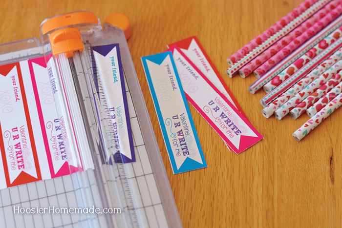 Easy No Candy Valentine: Valentine Pencils {with free printable} - Keeping  it Simple