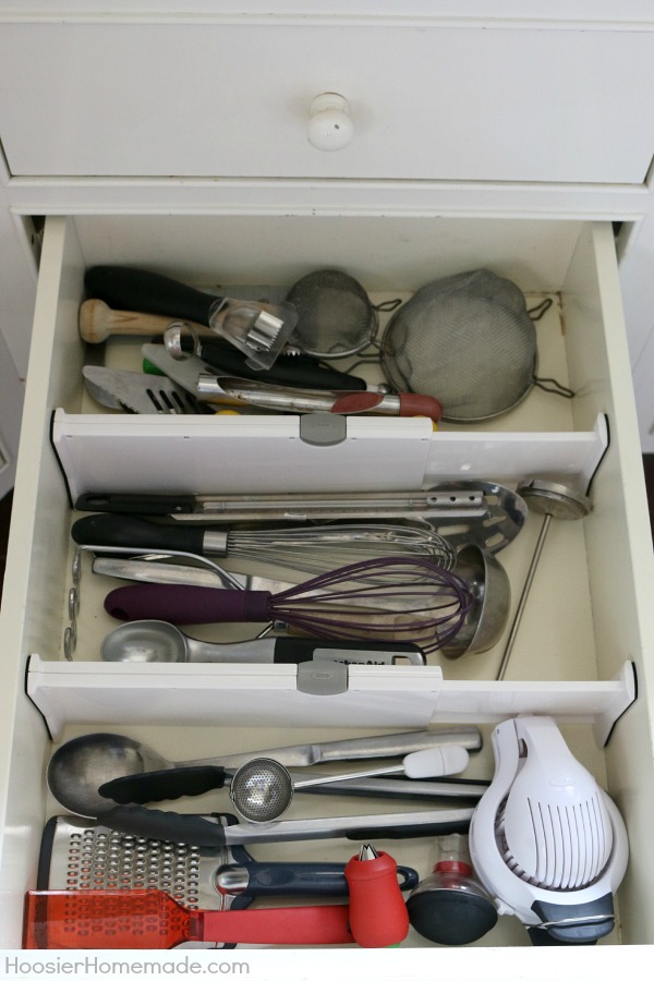 Keep your drawers organized with these expandable drawer dividers! Pin to your Organizing Board!