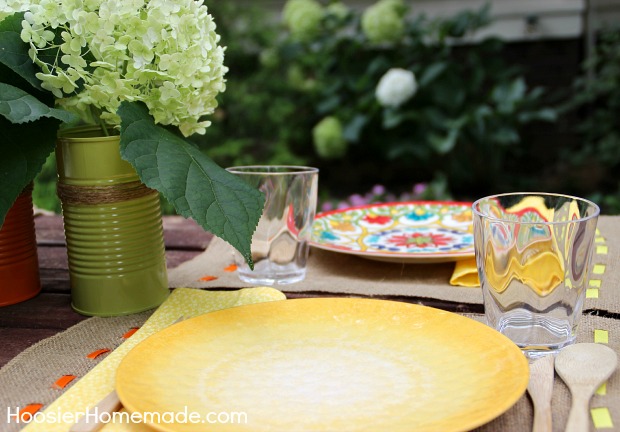 Simple Easy Creative Ideas for Outdoor Entertaining | Details on HoosierHomemade.com