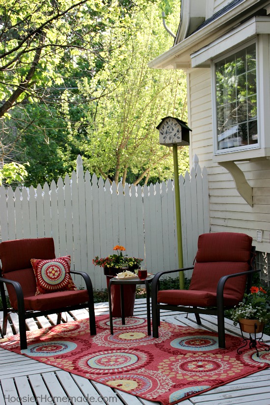 How to Build a Wood Pallet Deck : Outdoor Space | Details on HoosierHomemade.com #BHGRefresh
