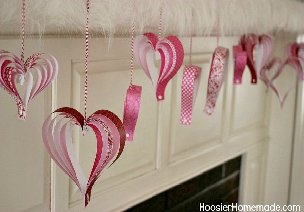 Paper Hearts for Valentine's Day | on HoosierHomemade.com