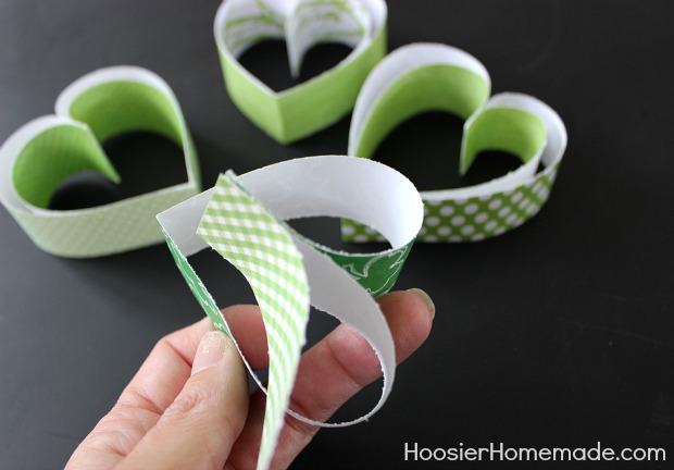 St. Patrick's Day Craft: How to make Paper Shamrocks :: Instructions on HoosierHomemade.com