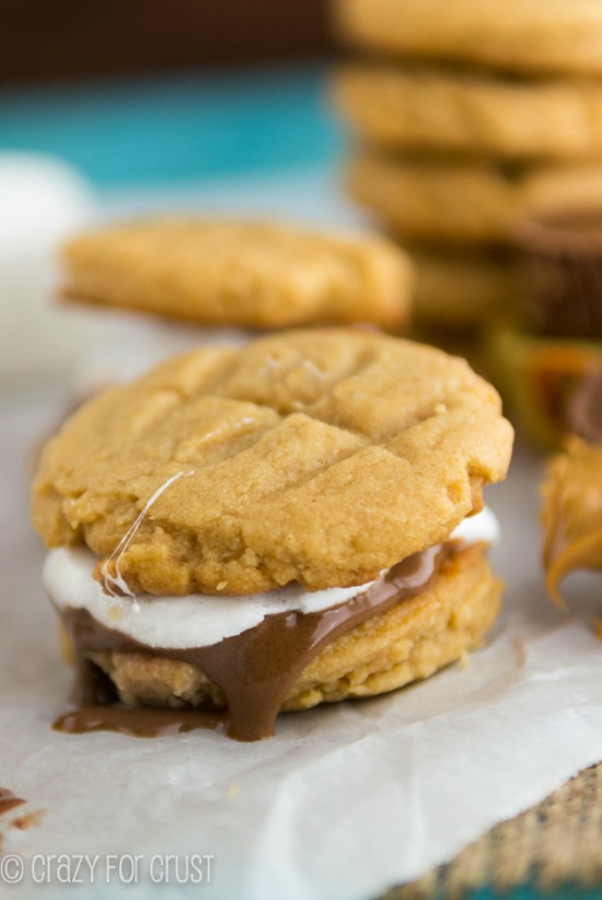 Peanut-Butter-Cookie-Smores