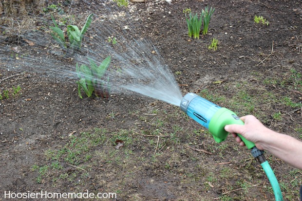 Spring Yard Work Made Easy :: HoosierHomemade.com