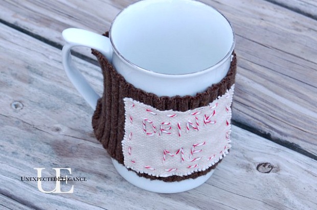Personalized Mug Warmer: 100 Days of Homemade Holiday Inspiration on HoosierHomemade.com