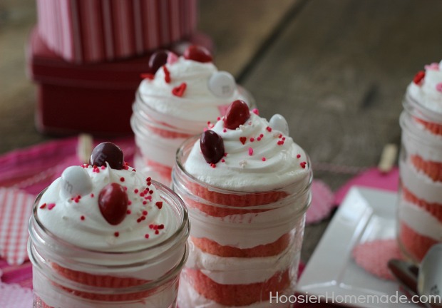 Pink Velvet Cupcakes in a Jr | Recipe on HoosierHomemade.com