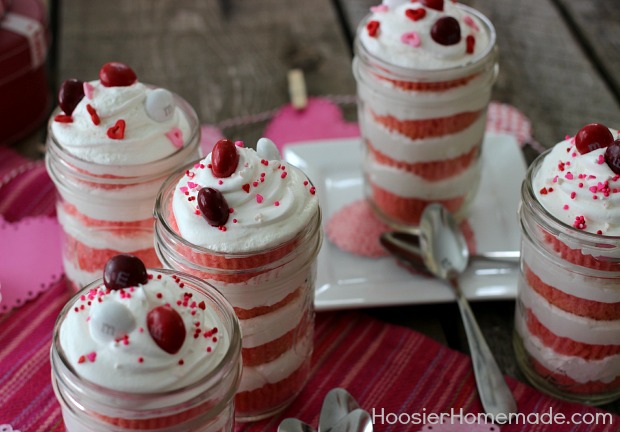 Pink Velvet Cupcakes in a Jr | Recipe on HoosierHomemade.com