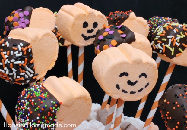 Pumpkin Marshmallow Pops: 15 minute Halloween Treat:: from HoosierHomemade.com
