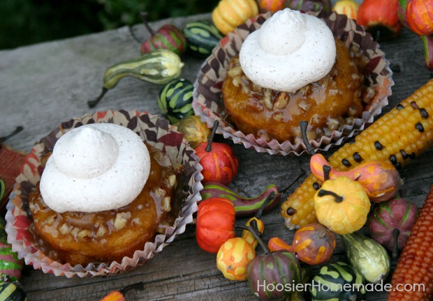 Pumpkin Praline CupcakesRecipe on HoosierHomemade.com