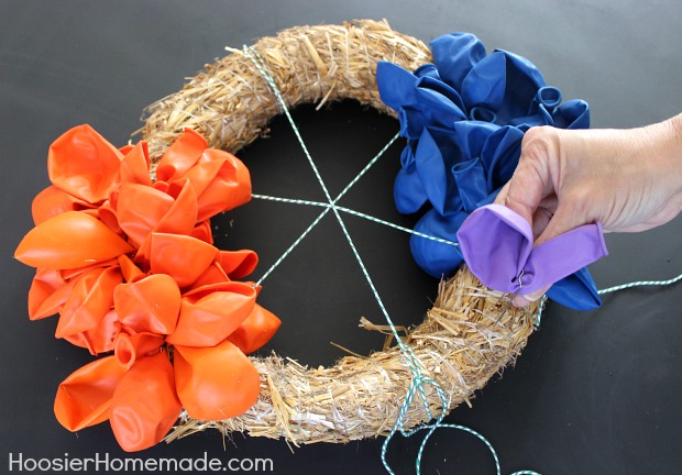 How to make a Balloon Wreath :: Full instructions on HoosierHomemade.com