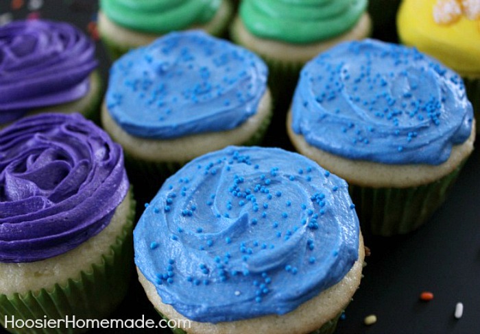 Cupcakes with Blue Frosting