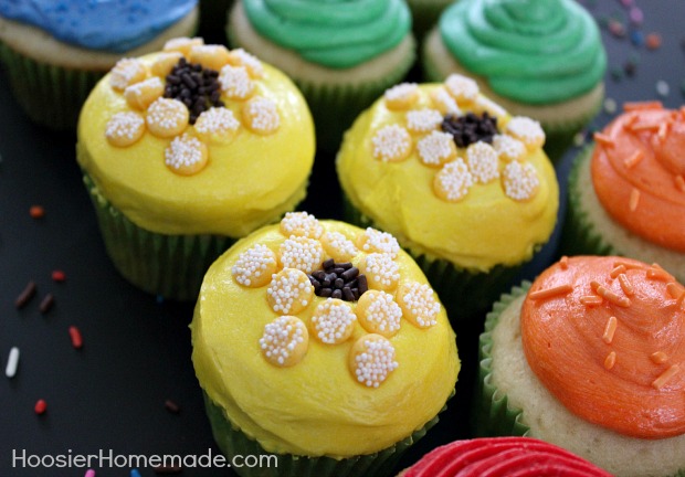 Rainbow Cupcakes :: Instructions on HoosierHomemade.com