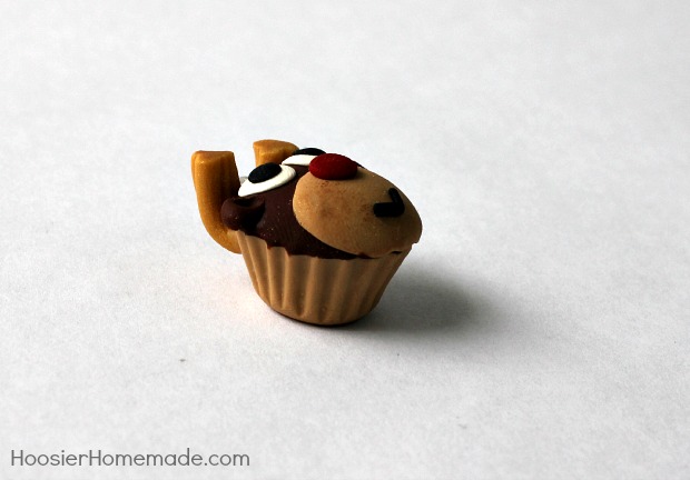 Reindeer Cupcake Charm