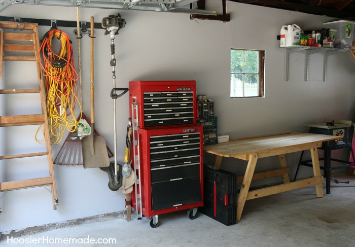 Summer project: organizing our garage with the Rubbermaid