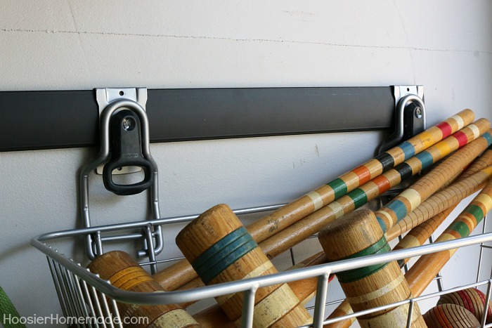 http://hoosierhomemade.com/wp-content/uploads/Rubbermaid.basket.jpg