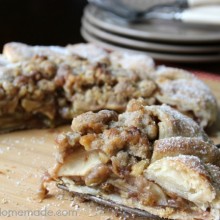 Easy to make tart with all the great flavors of Apple Pie