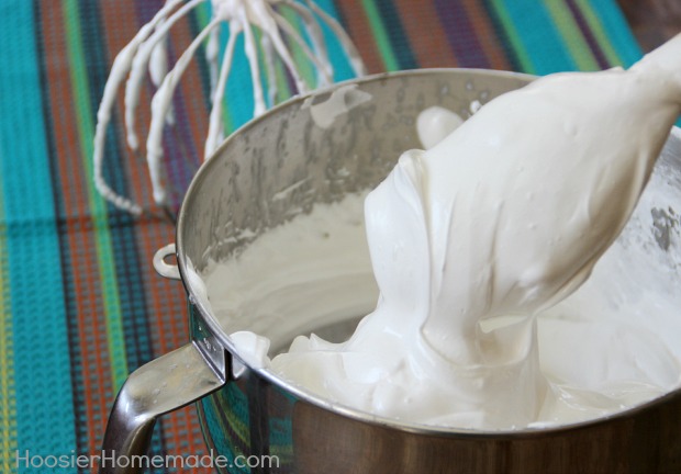 Simple Homemade Marshmallows | Recipe on HoosierHomemade.com