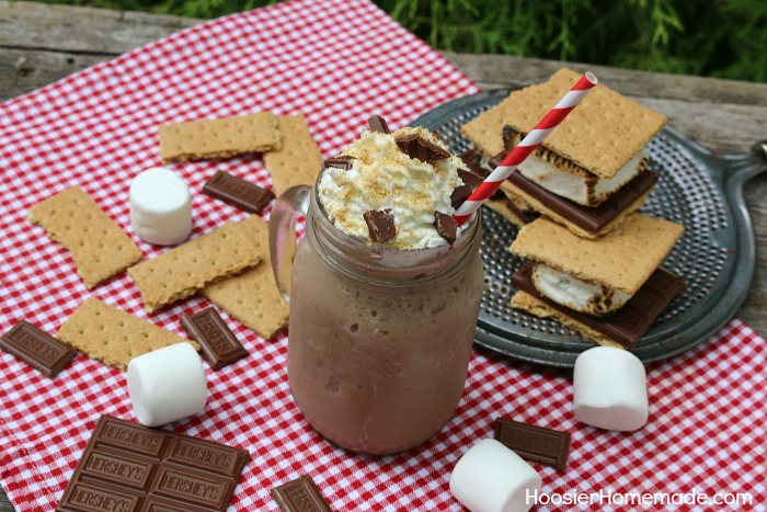 Do you LOVE S'mores? Love Iced Coffee? Well I have a treat for you! This S'mores Frappuccino Recipe is just like Starbucks but without the high cost! 