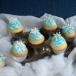 Snowflake Cupcakes - January 2011