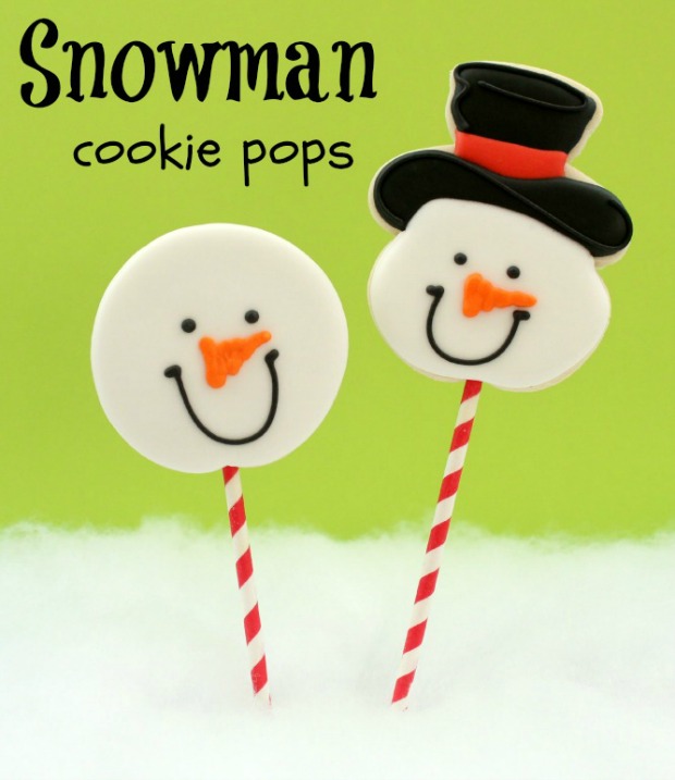 The kids will love these Snowmen Cookie Pops! Cookies meet Pops, for the perfect Christmas cookie! Pin it to your Christmas Board!