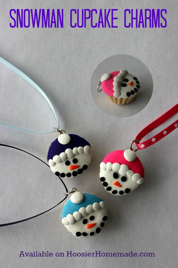 Love cupcakes? These adorable Snowmen Cupcake Charms are adorable! Grab yours today! Pin to your Cupcake Board!