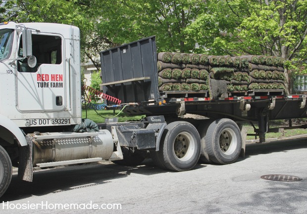 Tips for Homeowners when Installing Sod | Details on HoosierHomemade.com