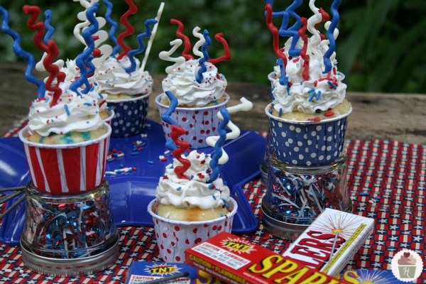 Sparkler-Cupcakes.1.HoosierHomemade.com