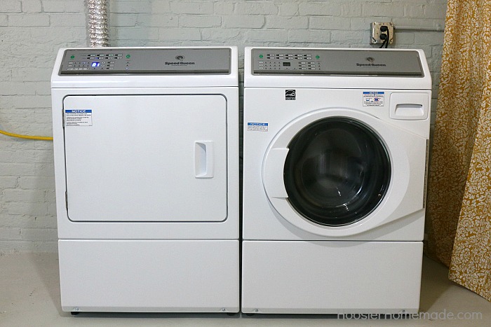 LAUNDRY ROOM MAKEOVER -- Doing Laundry is a must! Why not have a space that you love? This before and after will SHOCK you! 