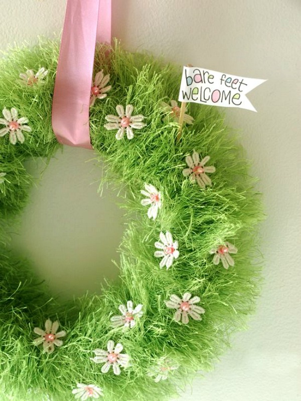 With just a few simple supplies, you can welcome your guests with this gorgeous Spring Wreath! It's super to make and goes together in a snap! Be sure to save it to your DIY Board for later!