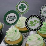 Free Printable St. Patrick's Day Cupcake Toppers :: Available on HoosierHomemade.com