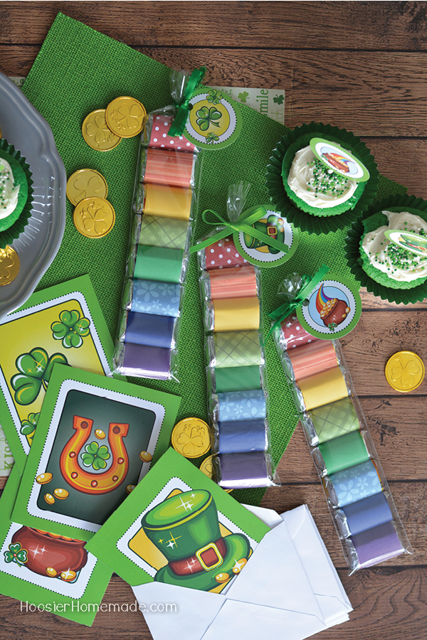 FREE St. Patrick's Day Printables - Cards, Cupcake Toppers and Tags - create treats, gifts or fun ideas for a classroom party! 